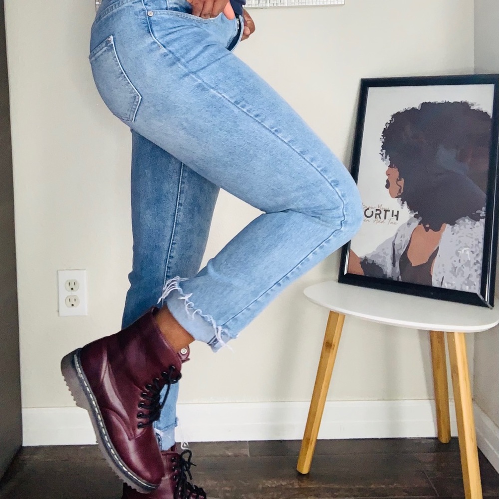 Boy cut mom jeans